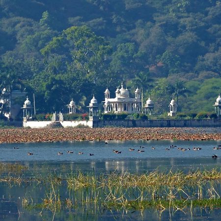 Udai Bilas Palace Dungarpur Екстериор снимка