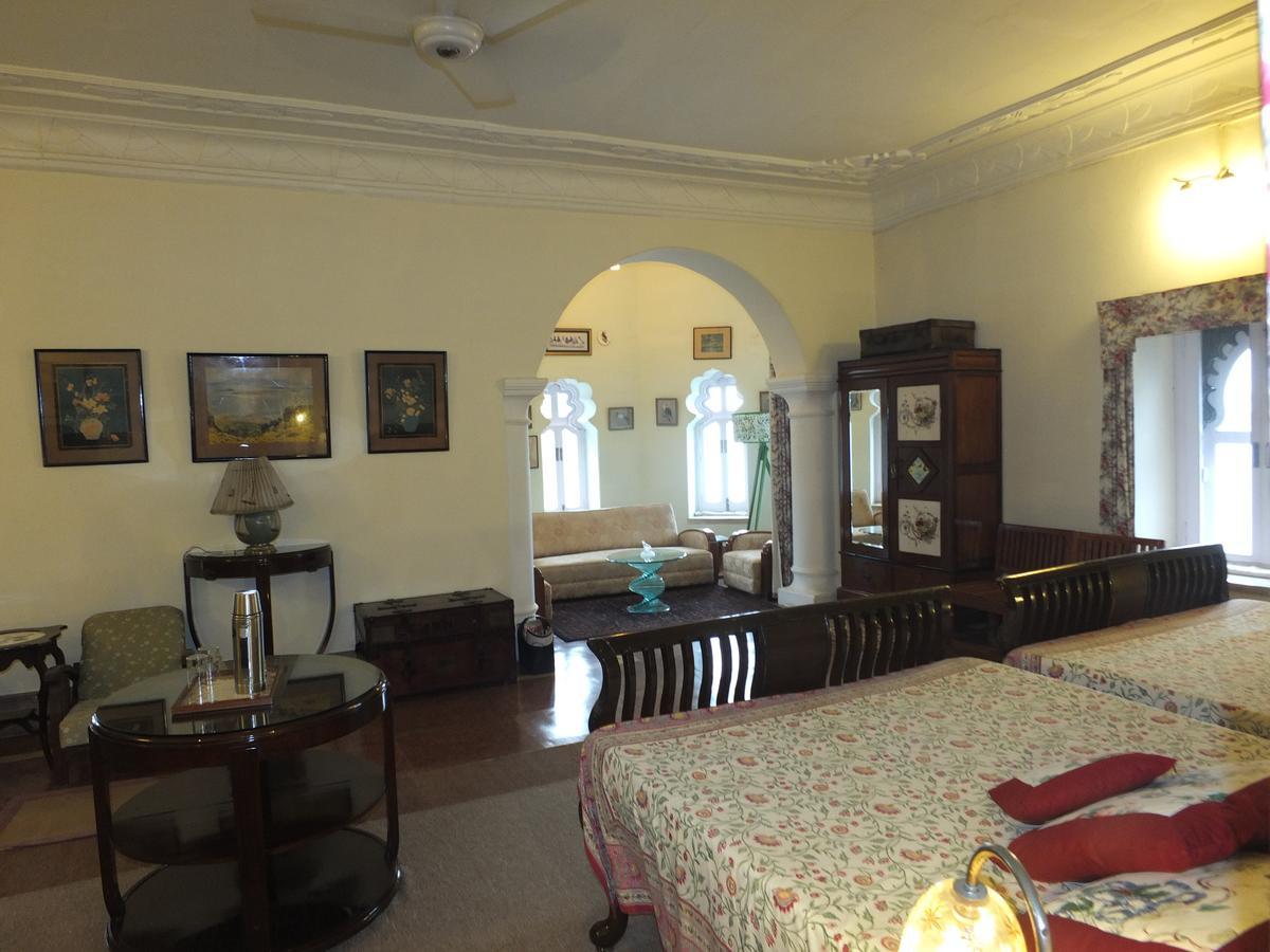 Udai Bilas Palace Dungarpur Екстериор снимка